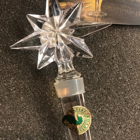 Beautiful New In Box Pair of Waterford Crystal ‘Congratulation’ Bottle Stoppers - Picture 2 of 5
